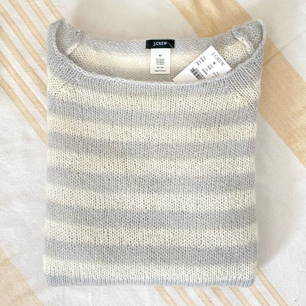 J.Crew NWT 🩶 Soft Cozy Mohair-Blend Loose-knit Sweater Grey/White Stripe SZ XS - Picture 3 of 16